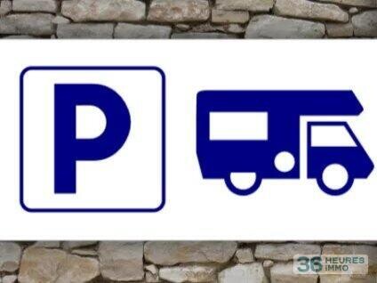 VALLAURIS LIMITE CANNES GRAND GARAGE FERMÉ 38 m²