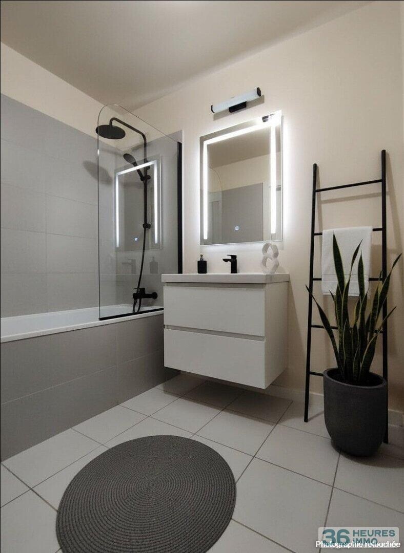 APPARTEMENT LUMINEUX 95 m² 