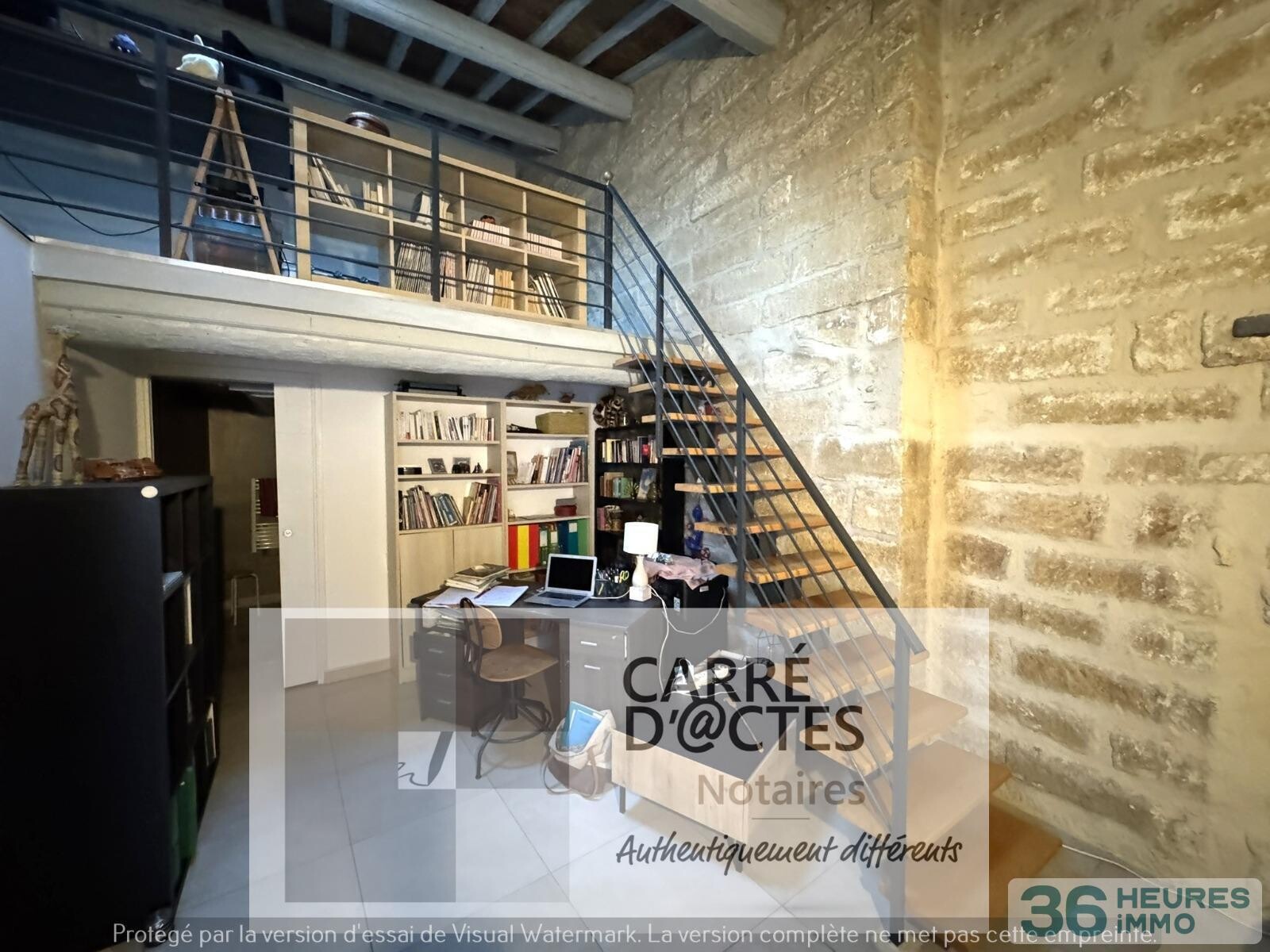 Maison de village avec extérieur et stationnement