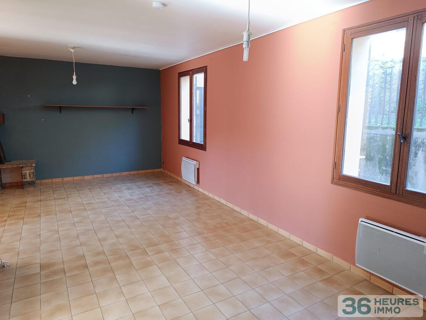 Maison Familiale T6, de 152 m² sur 1 865 m² – Vue dominante et Sud