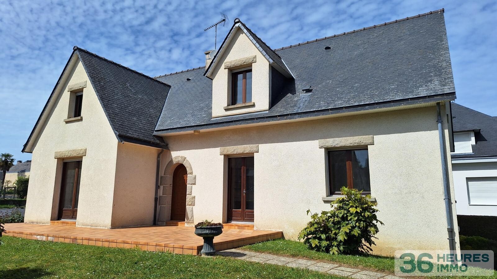 VENTE PAVILLON CENTRE-VILLE ERNEE