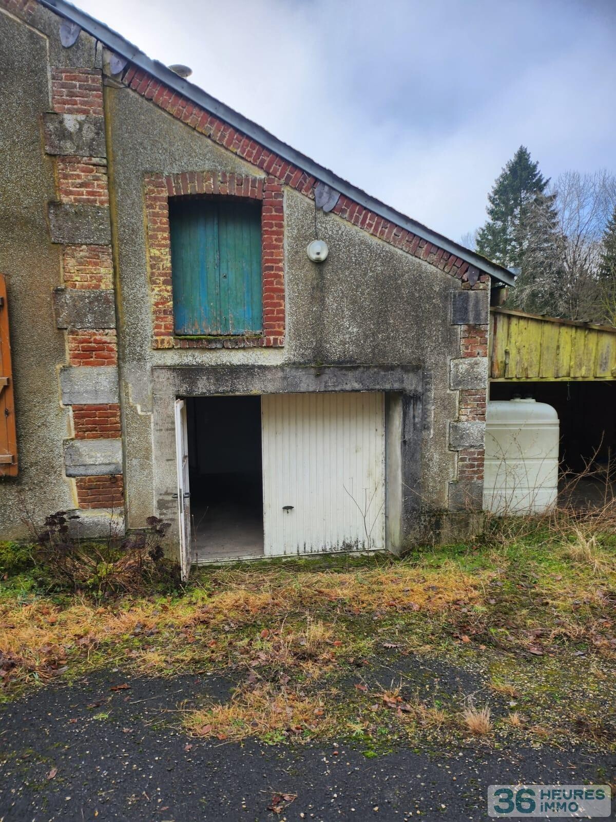 Maison forestière à la Neuville aux Haies (Commune de THILAY)