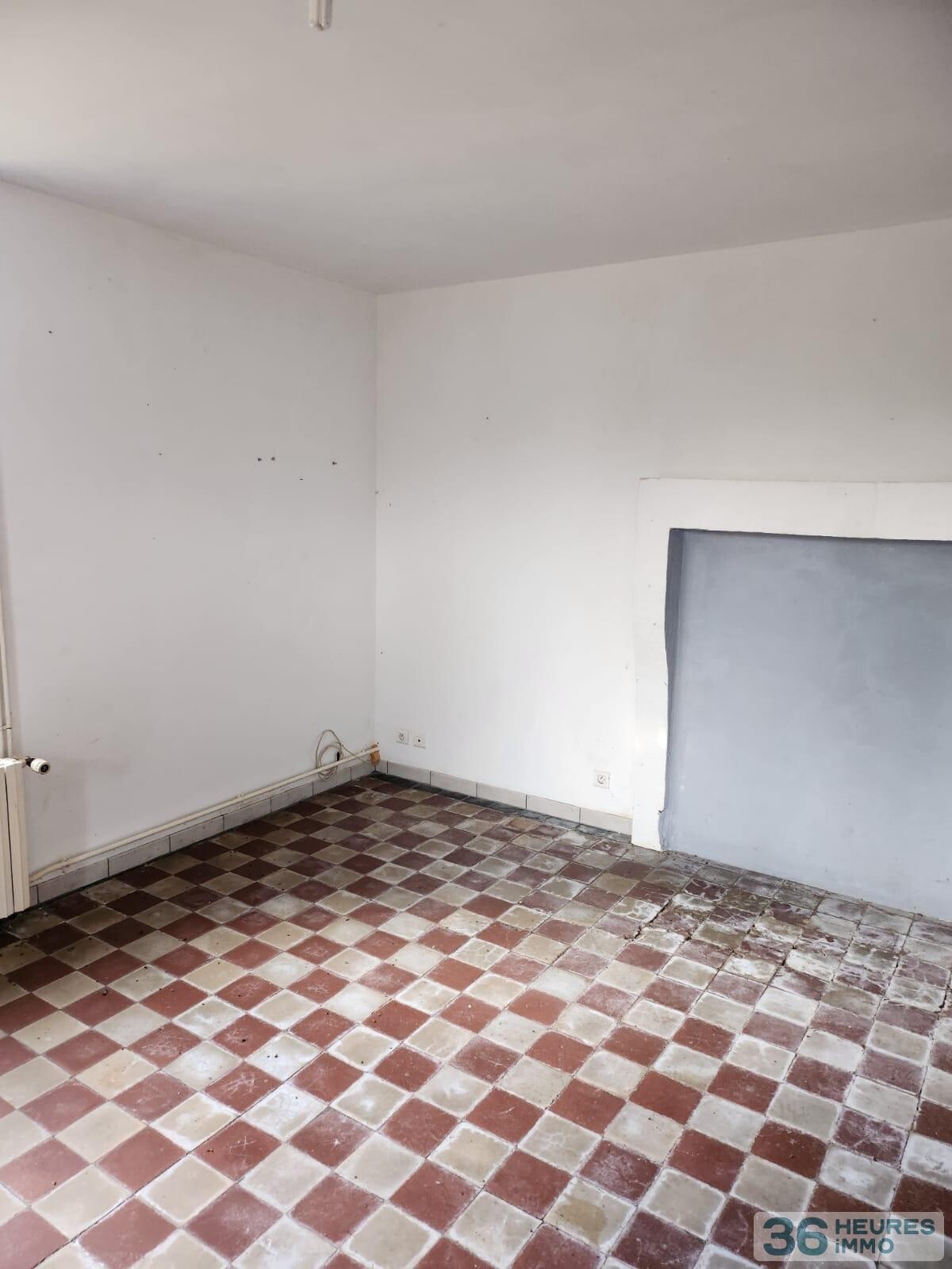 Maison forestière à la Neuville aux Haies (Commune de THILAY)