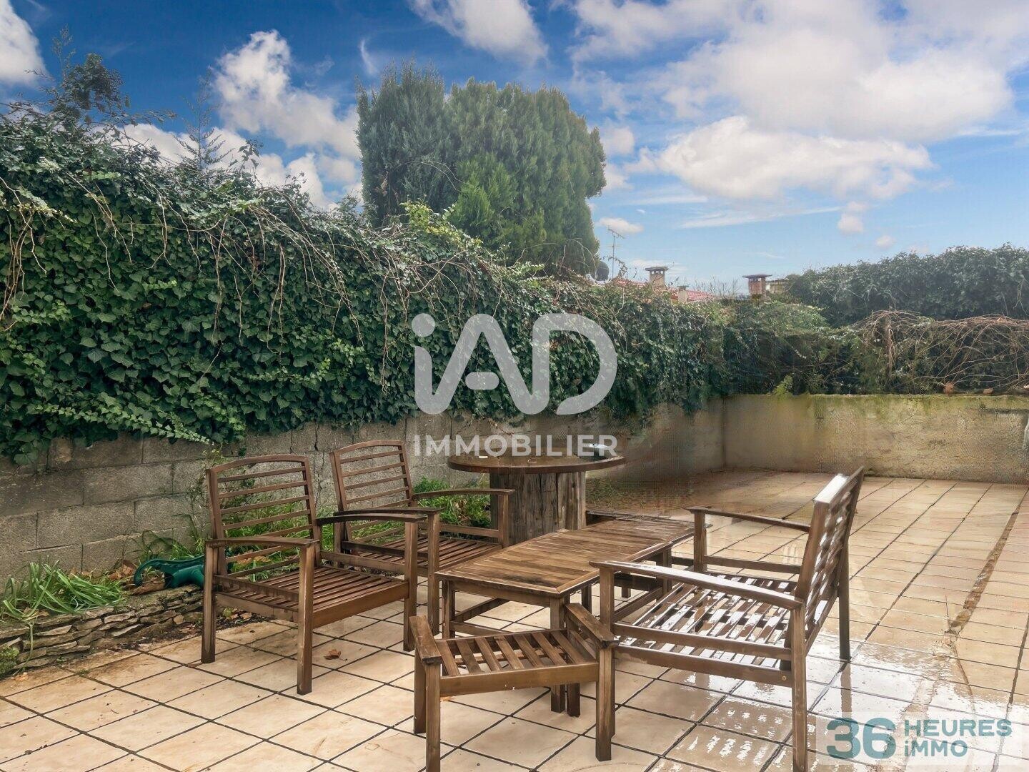 Nîmes - Maison de 5 Pièces avec Piscine, Jardin et Garage quartier Mas de Possac