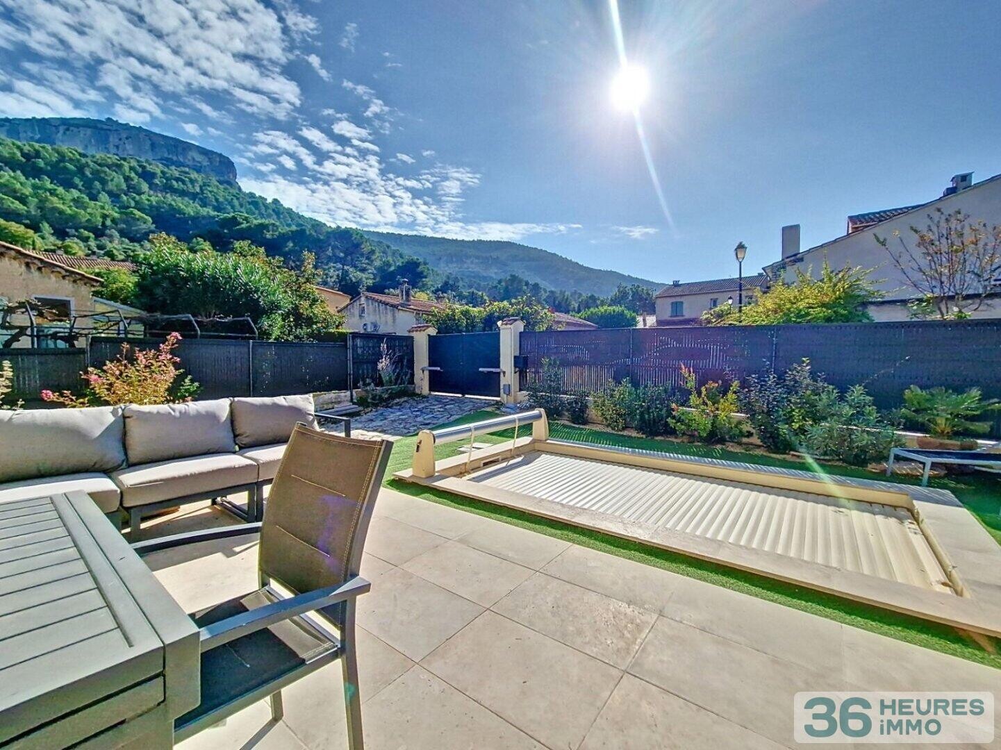 Maison rénovée avec piscine