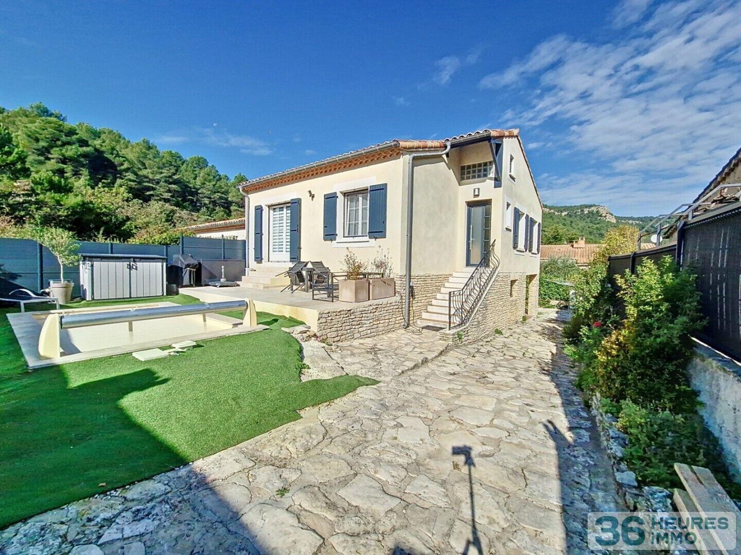 Maison rénovée avec piscine