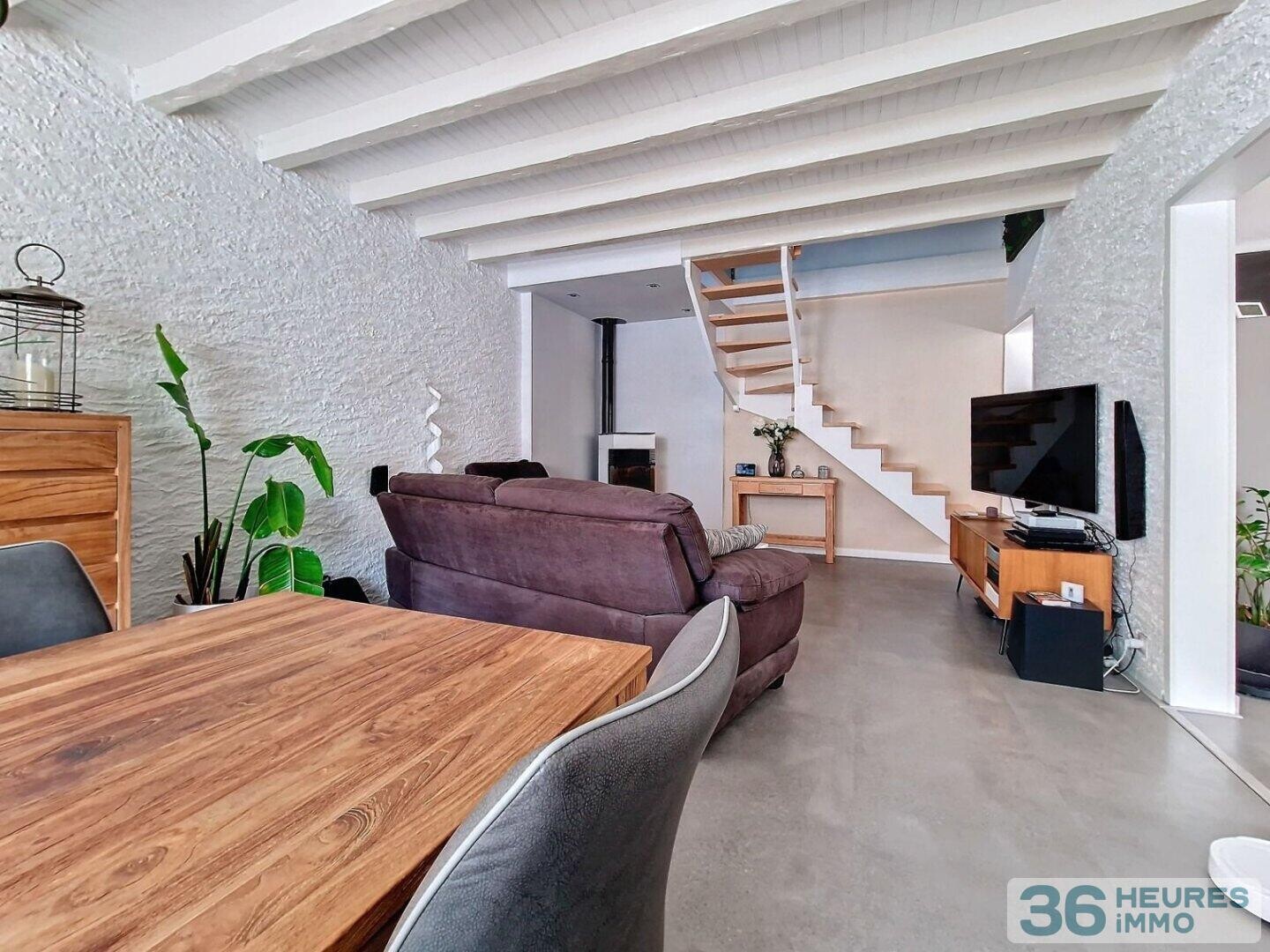 Maison rénovée avec piscine