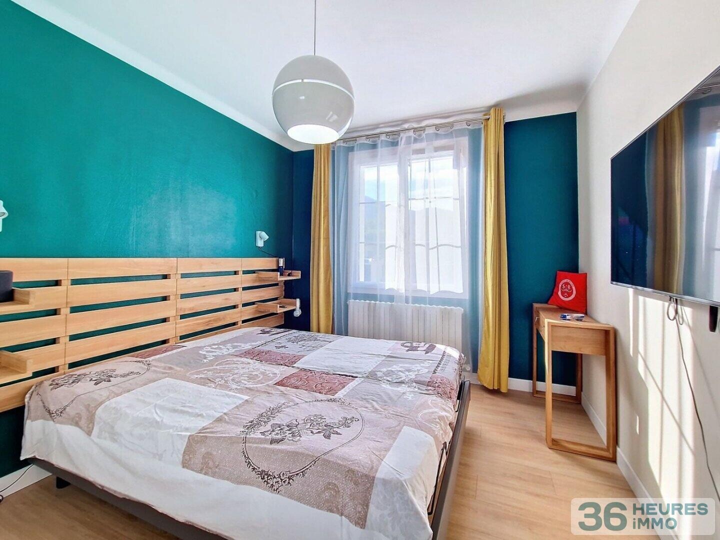 Maison rénovée avec piscine