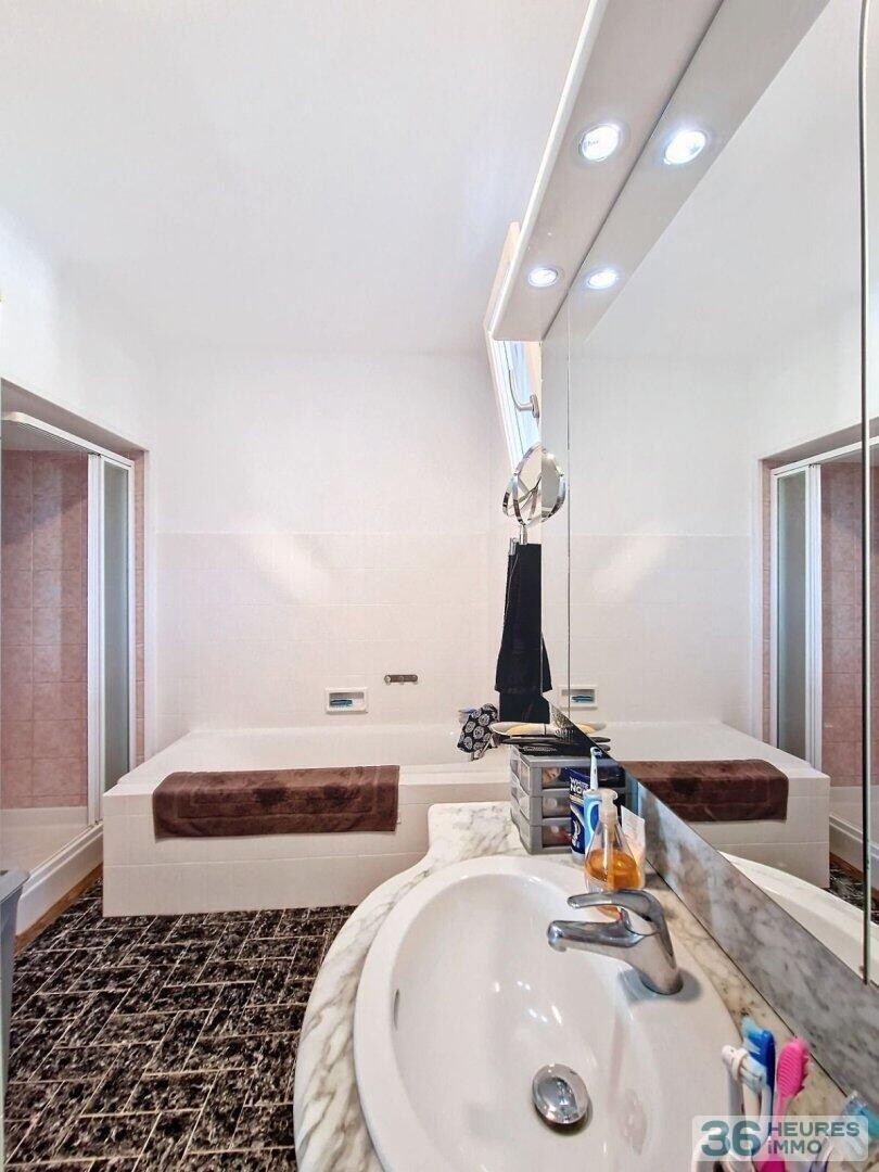 Maison rénovée avec piscine