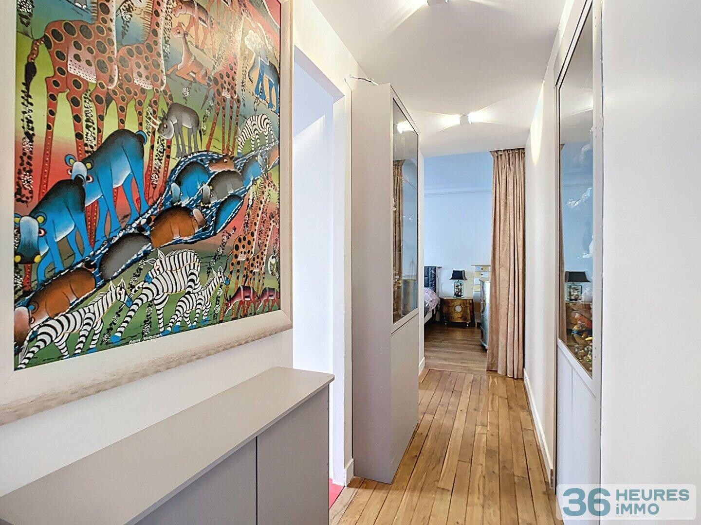 Duplex unique au cœur de Paris