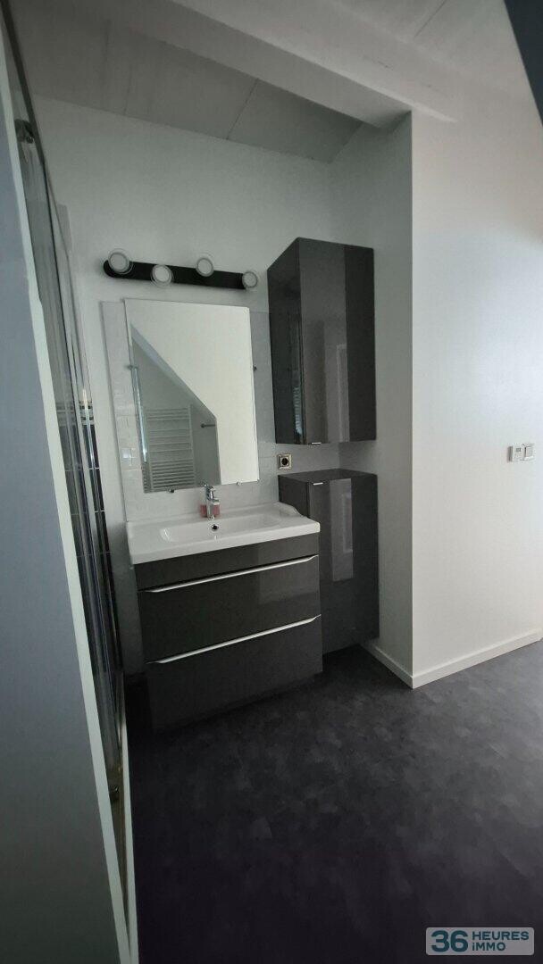 Maison Rénovée de 5 Pièces à Saint-Georges-du-Bois