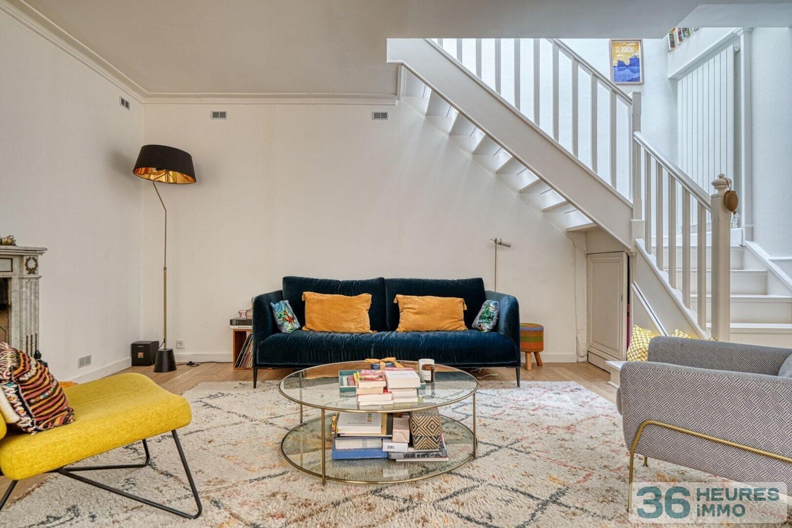  Quartier Martyrs / Cadet – Duplex esprit maison- 2 suites - Patio / Terrasse