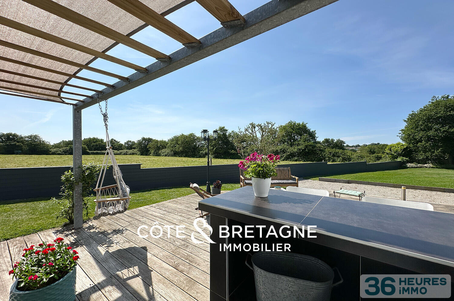 MAISON MODERNE AVEC PISCINE À AMBON DANS LE MORBIHAN | Réf : 202629