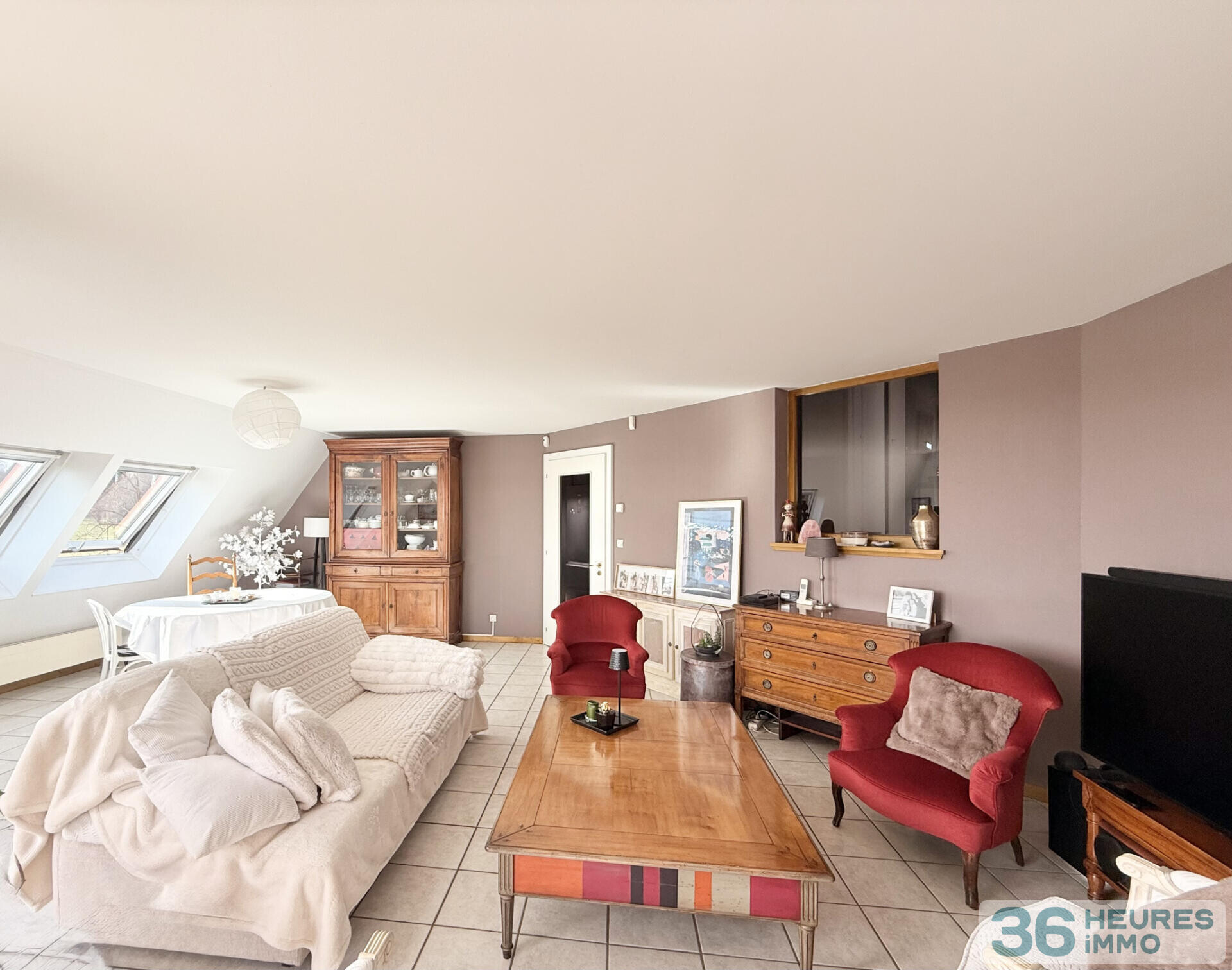 Comme une maison à Niederhausbergen ? 4 pièces lumineux avec terrasse, garage et vue dégagée.