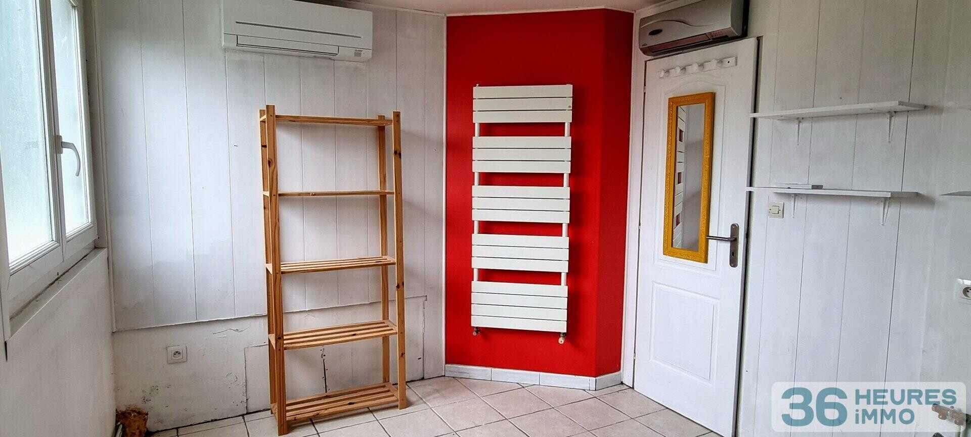 Maison de ville familiale en plein cœur de Ste Maure de Touraine