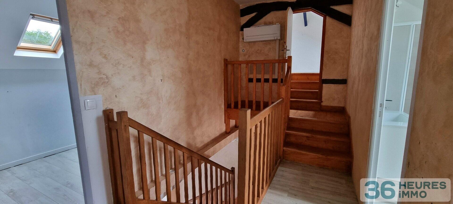 Maison de ville familiale en plein cœur de Ste Maure de Touraine