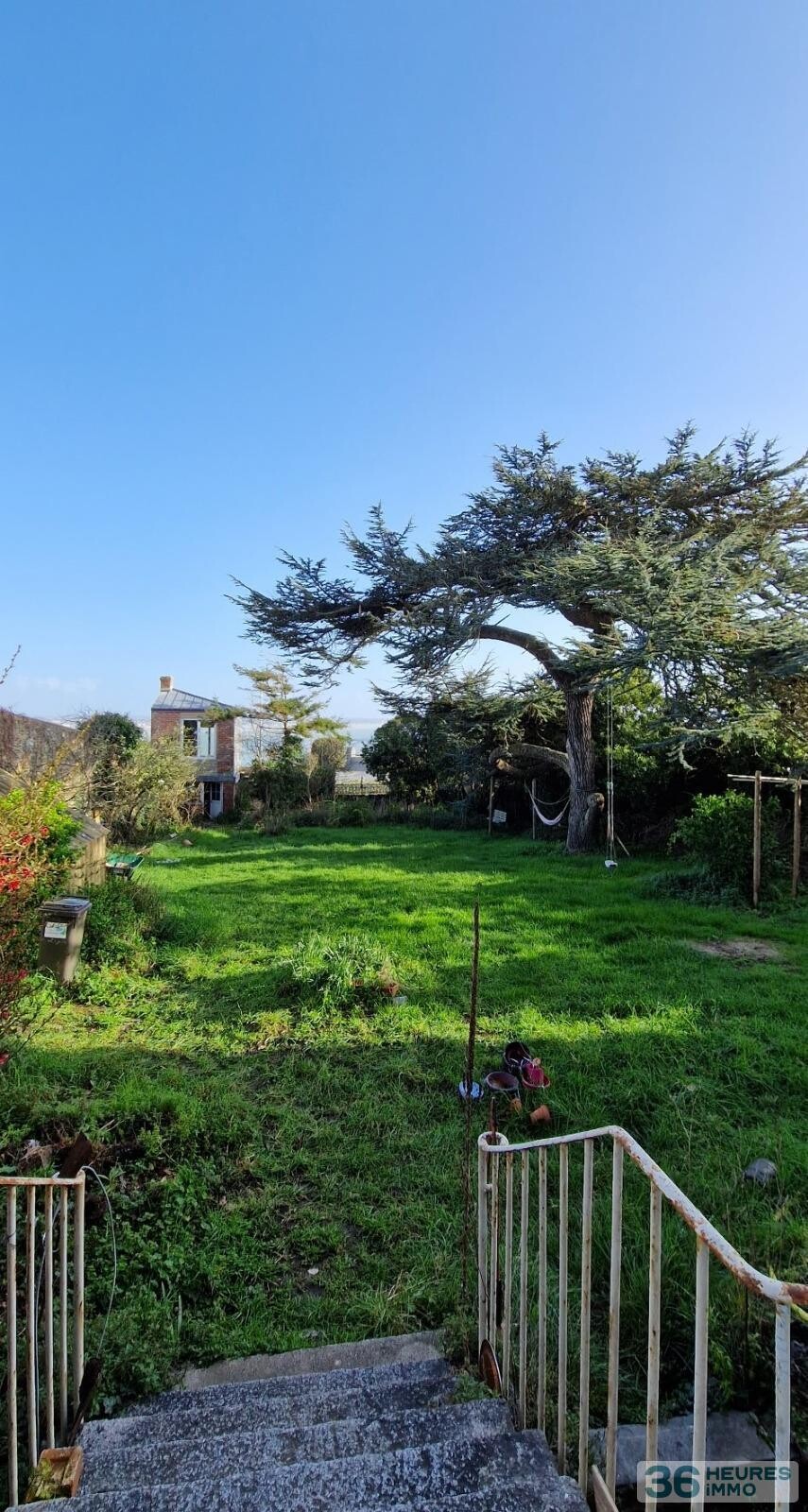 MAISON AVEC JARDIN SUR LE ROC A GRANVILLE