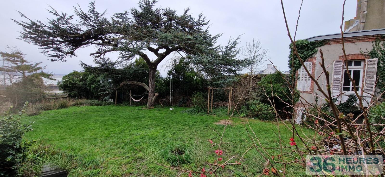 MAISON AVEC JARDIN SUR LE ROC A GRANVILLE