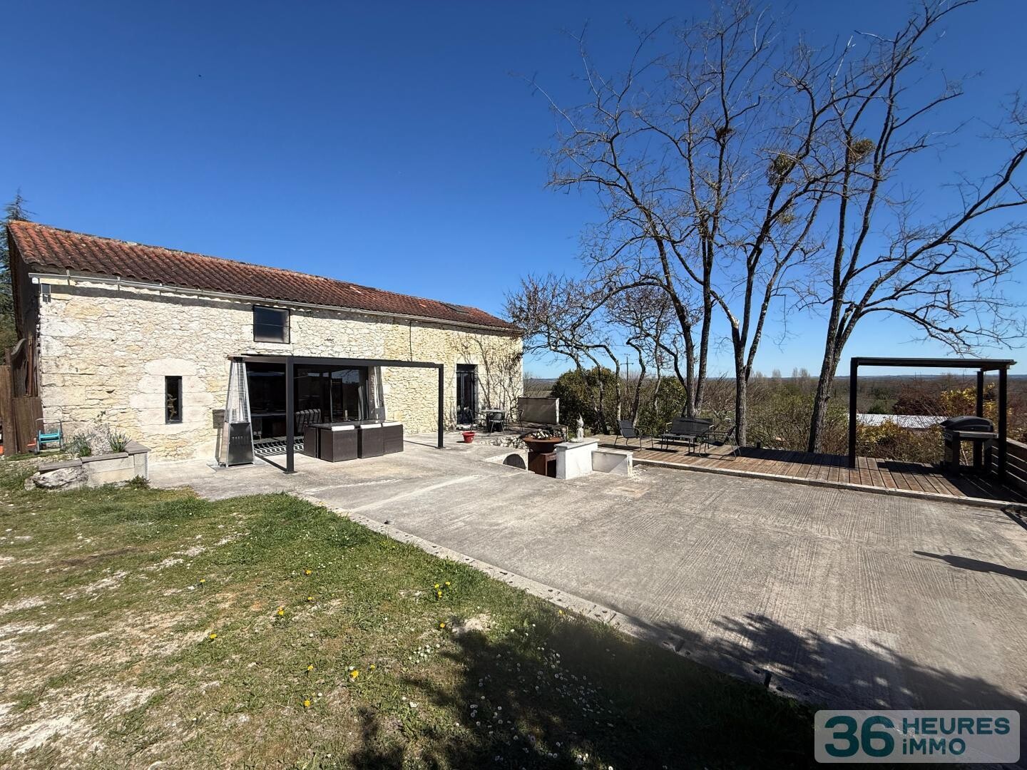 MAISON EN PIERRES RENOVEE