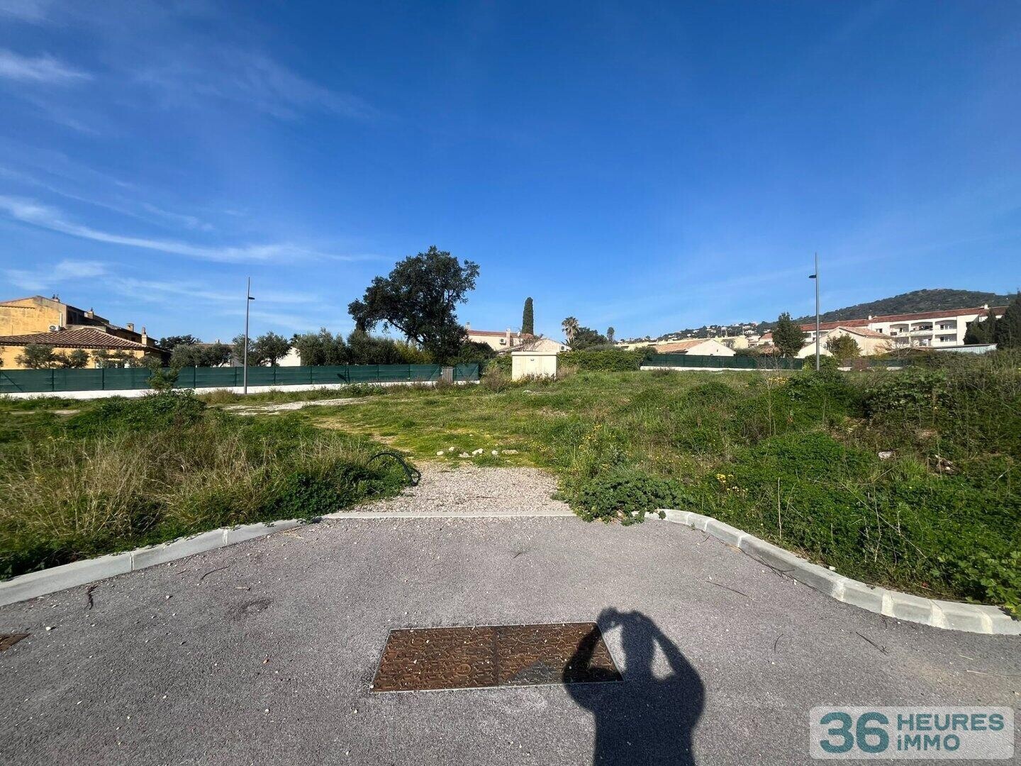 Bormes-les-Mimosas – Terrain à Bâtir viabilisé de 765 m²