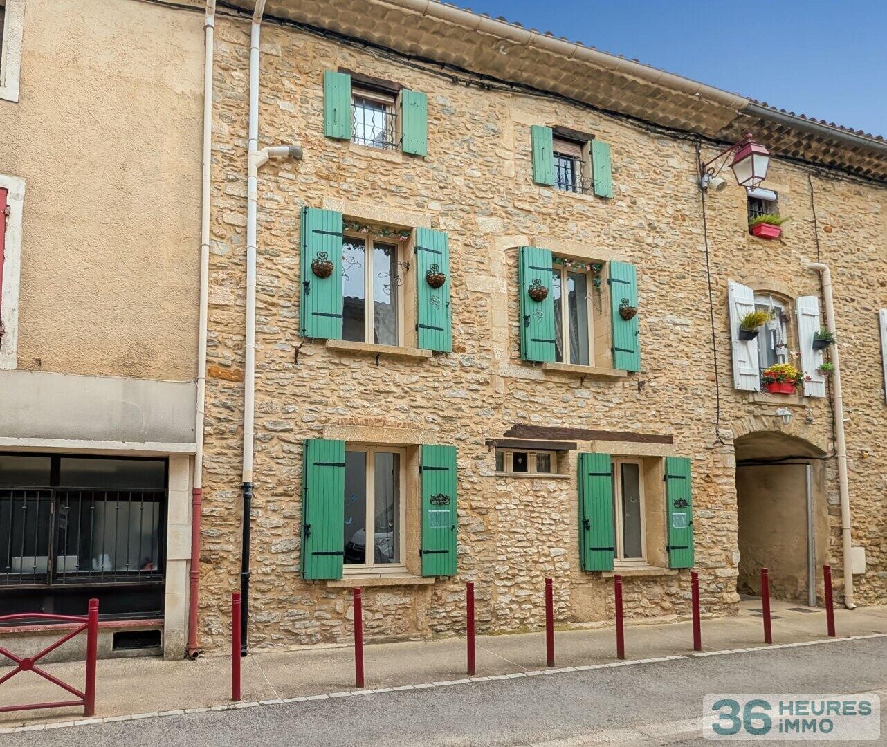 maison de village de 150 m²