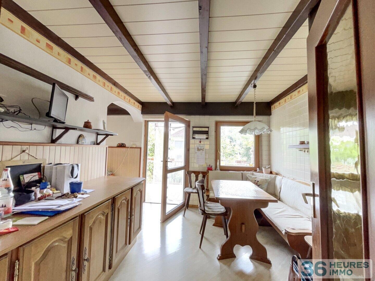 Propriété de 143,90 m2 6 pièces sur terrain 675 m2 avec terrasse et jardin