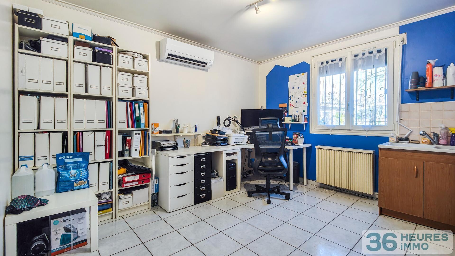 Maison avec terrasse, grand garage et piscine