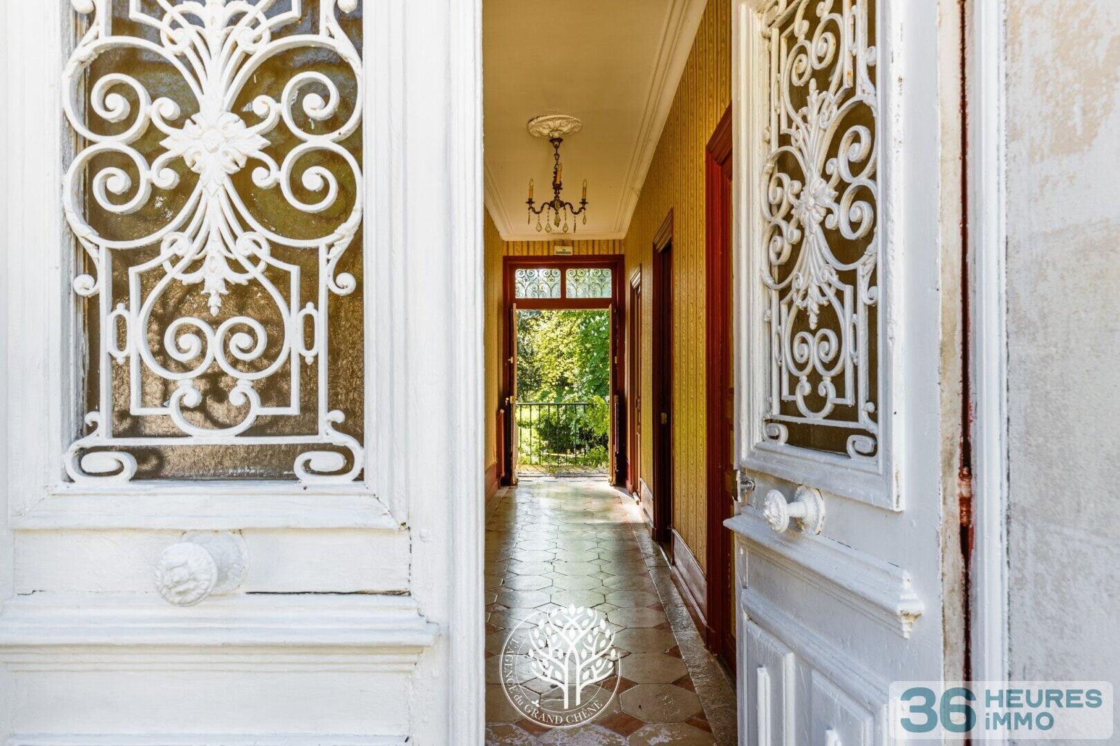 Propriété Bourgeoise et Authentique proche de La Rochelle