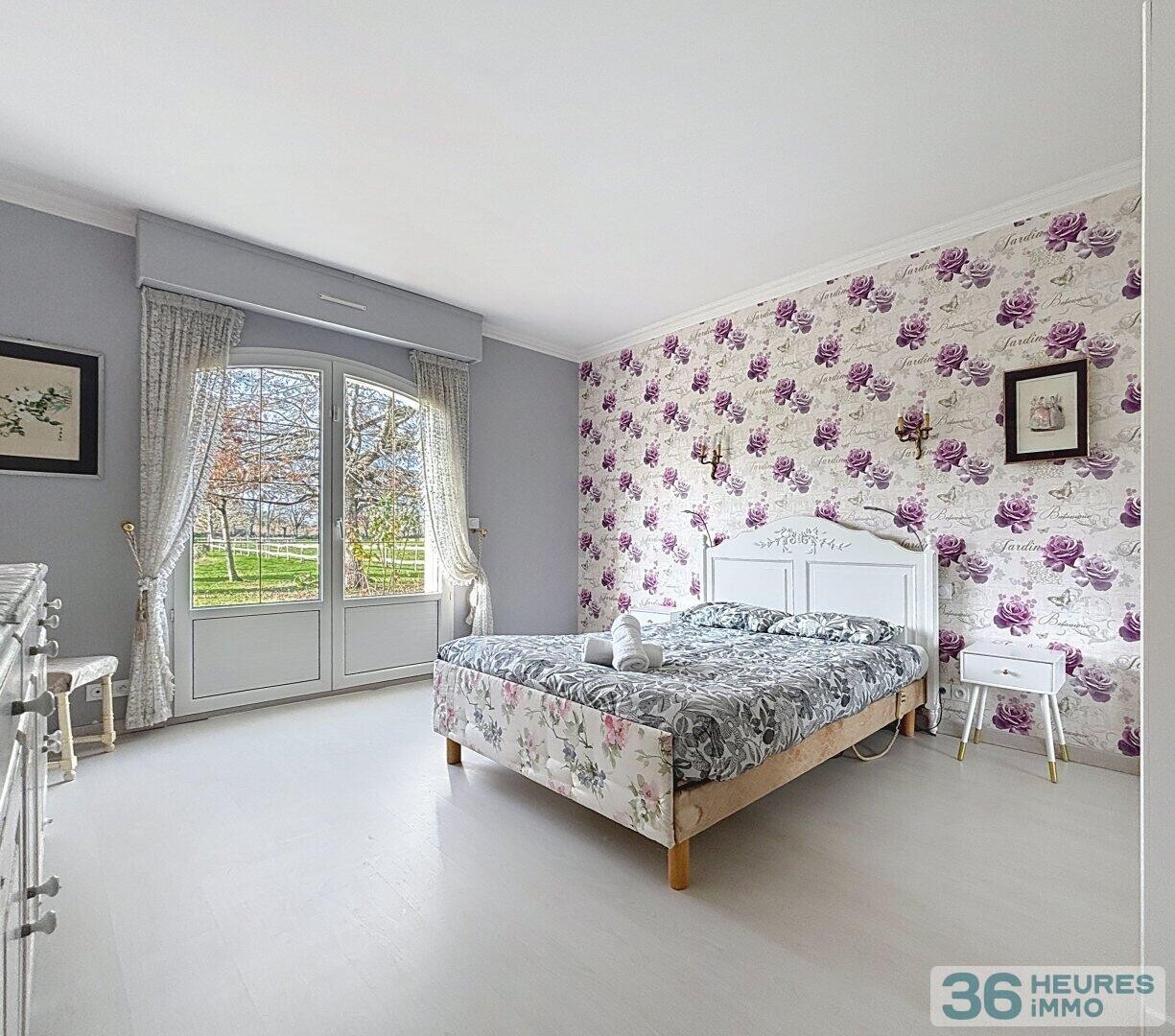 Grande maison familiale de 328m2 avec piscine au calme à 10 minutes de Nantes 