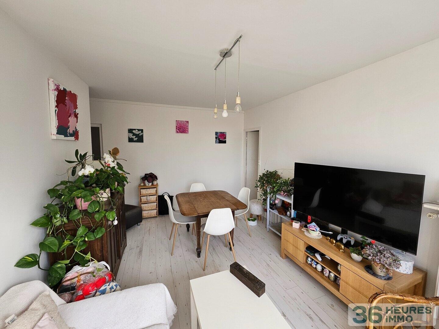 T4 avec Balcon, garage et parking
