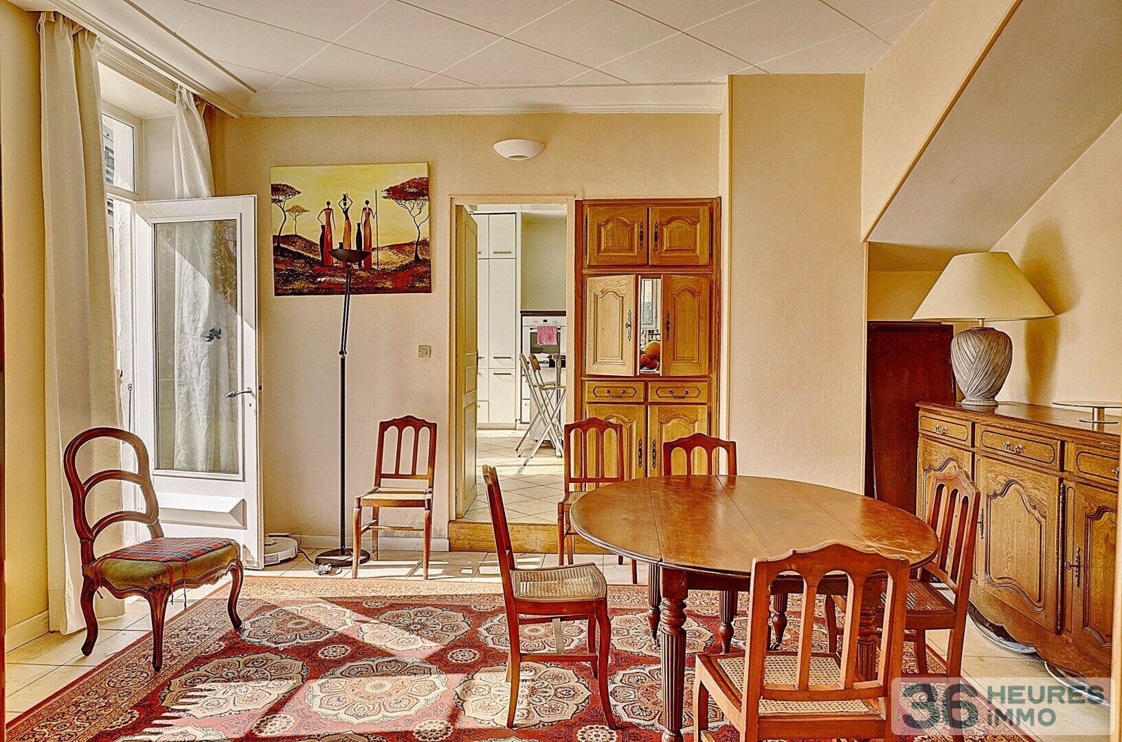 Maison 11 pièces 245m2 Oullins Centre