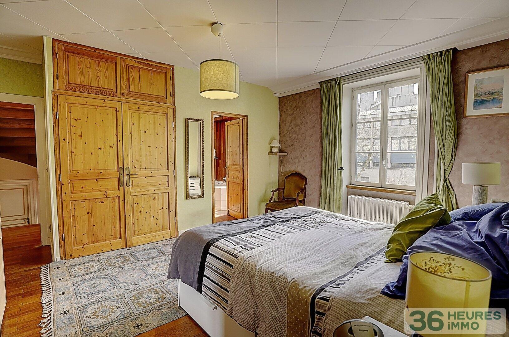 Maison 11 pièces 245m2 Oullins Centre