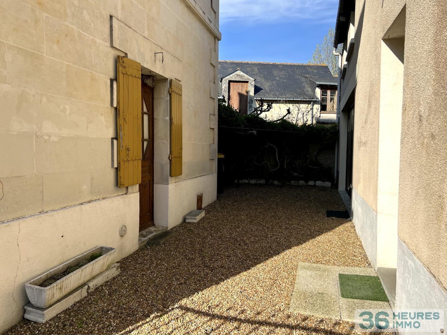 Maisons de village Tuffalun 49700