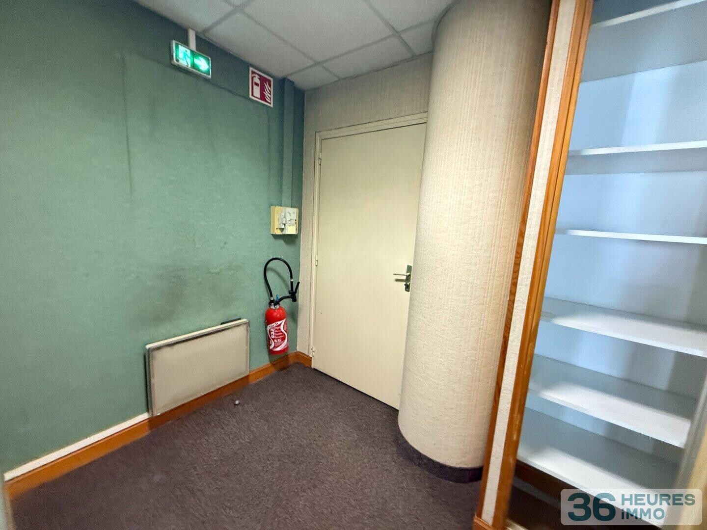 PLATEAU BUREAU-MIXTE