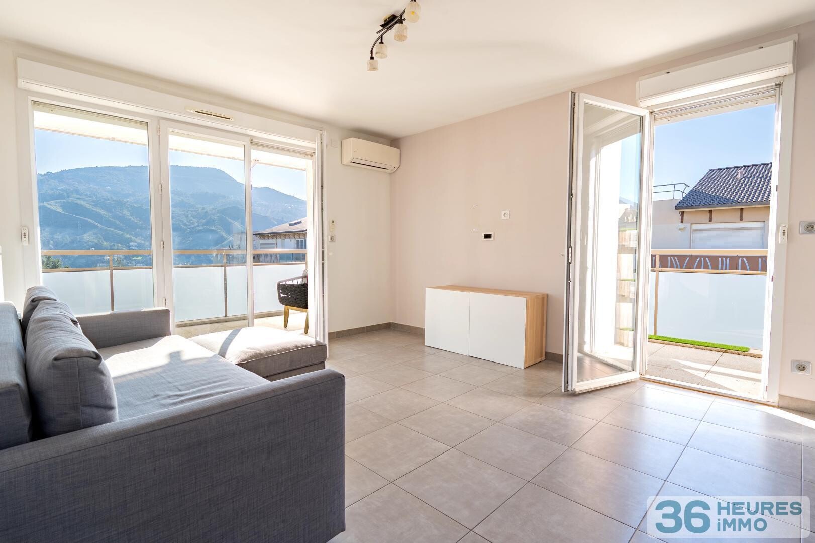 Appartement - Terrasse - Parkings