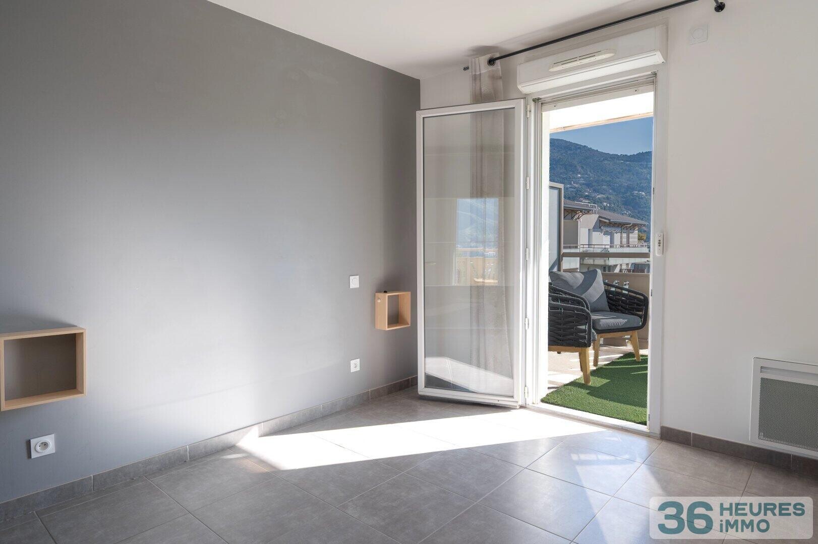 Appartement - Terrasse - Parkings