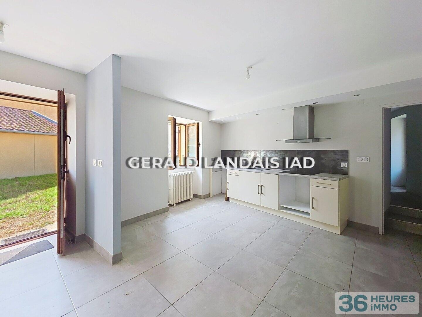 Charmante Maison de 150m² avec Jardin et Garage à Serres-sur-Arget