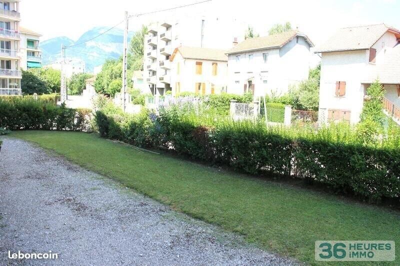 GRENOBLE secteur VALMY Idéalement situé entre l’hyper-centre et le campus, à 2 pas du Parc Paul Mistral 