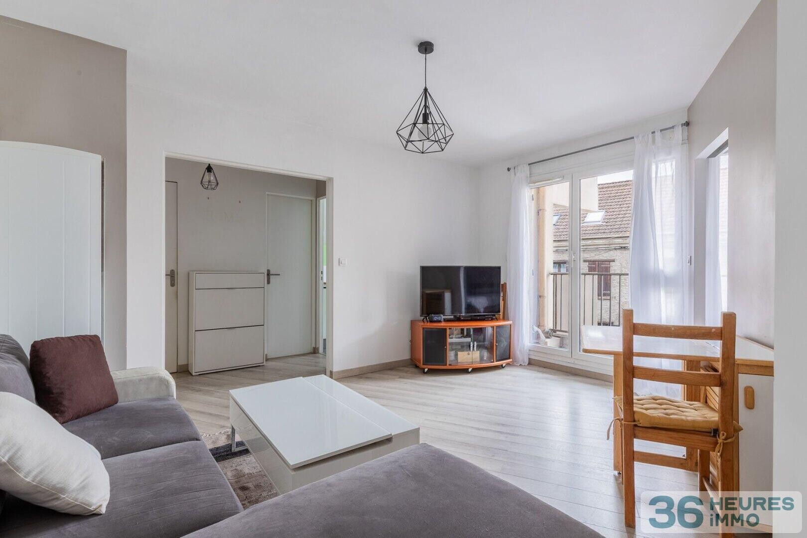 Grand studio avec coin nuit 