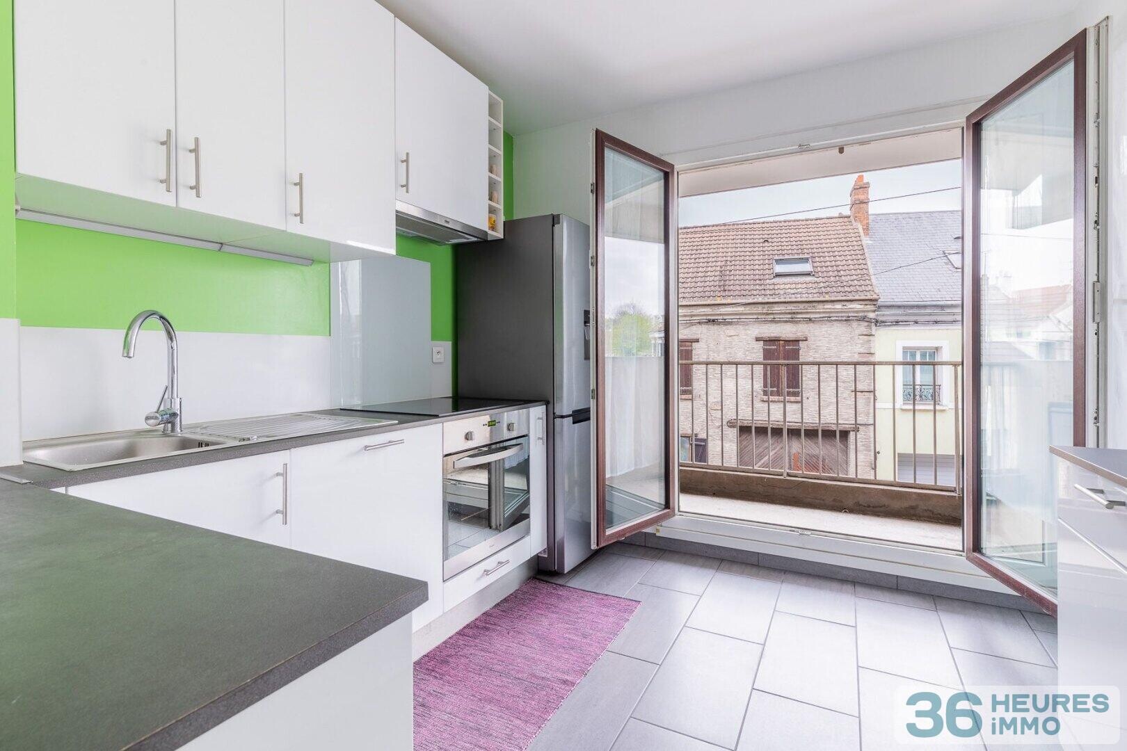 Grand studio avec coin nuit 