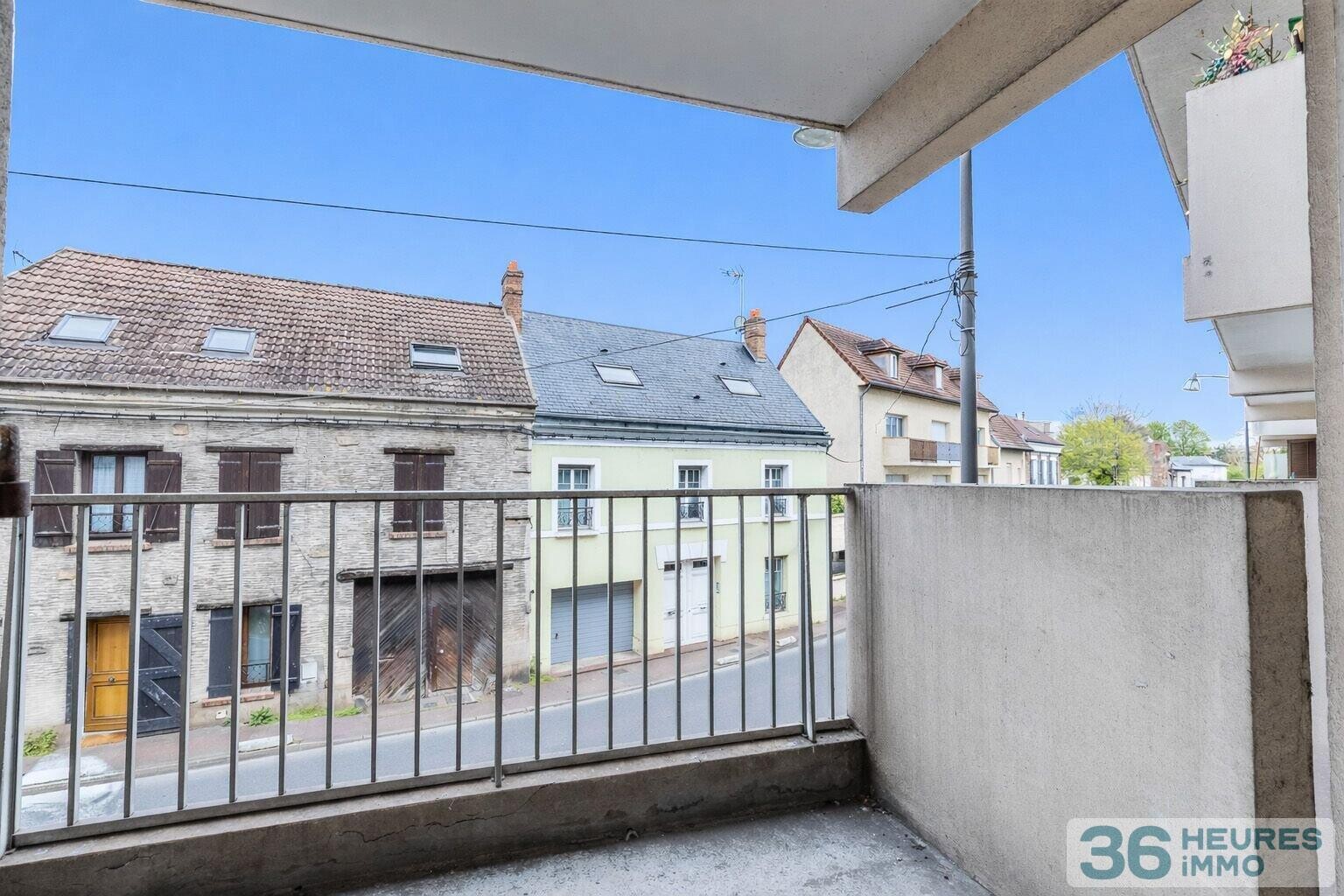 Grand studio avec coin nuit 