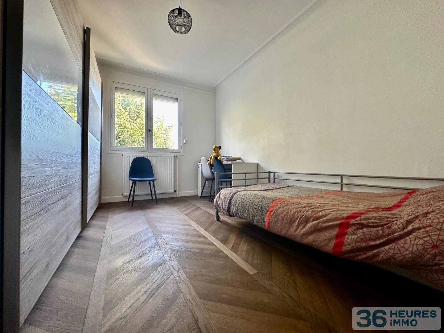 Maison sur sous sol en sortie de bourg
