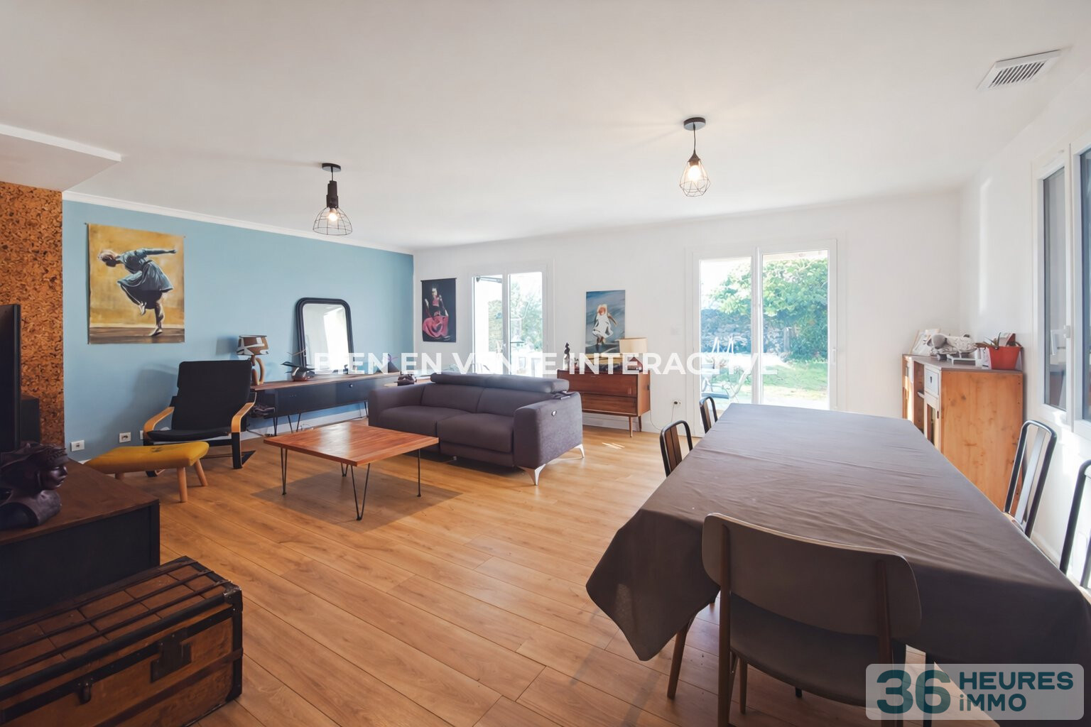 Nîmes - Garrigues - Ensemble immobilier de charme rénové avec piscine. 