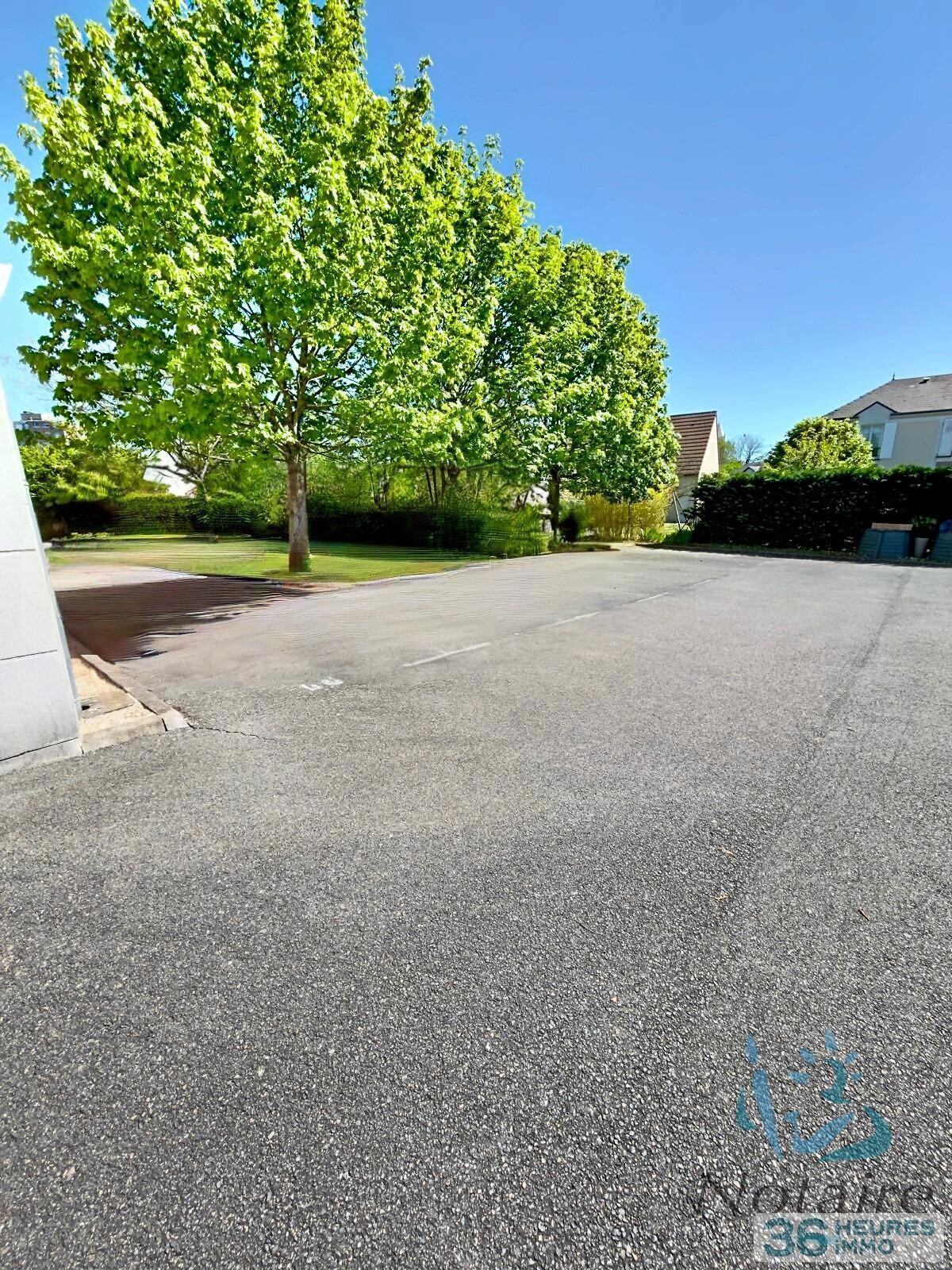 T2 rénové avec parking