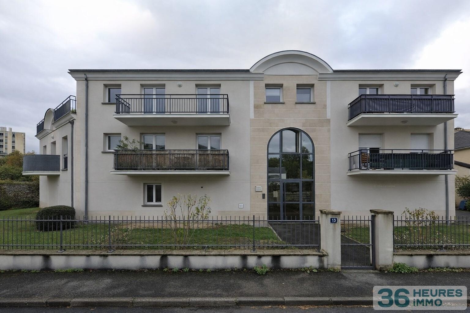 T2 rénové avec parking