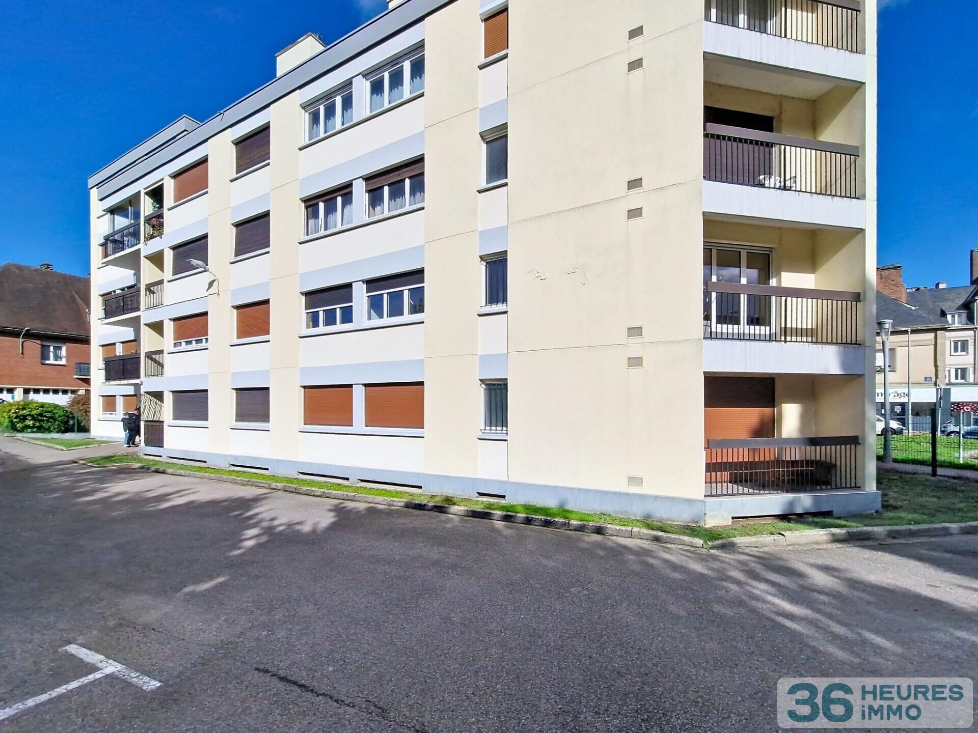 Appartement avec ascenseur cave et parking