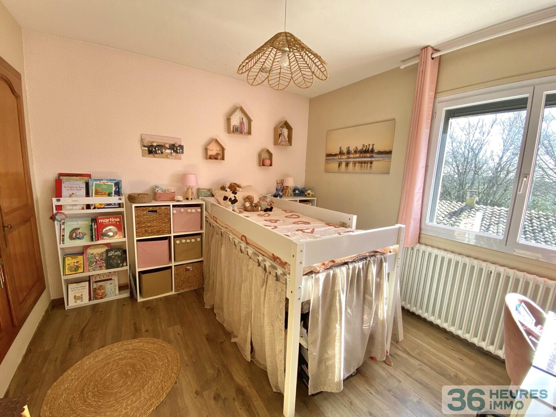 Villa type 7 en r+1 sur les hauteurs de Courbessac-Nimes