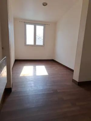 ENSEMBLE DE LOTS A RENOVER