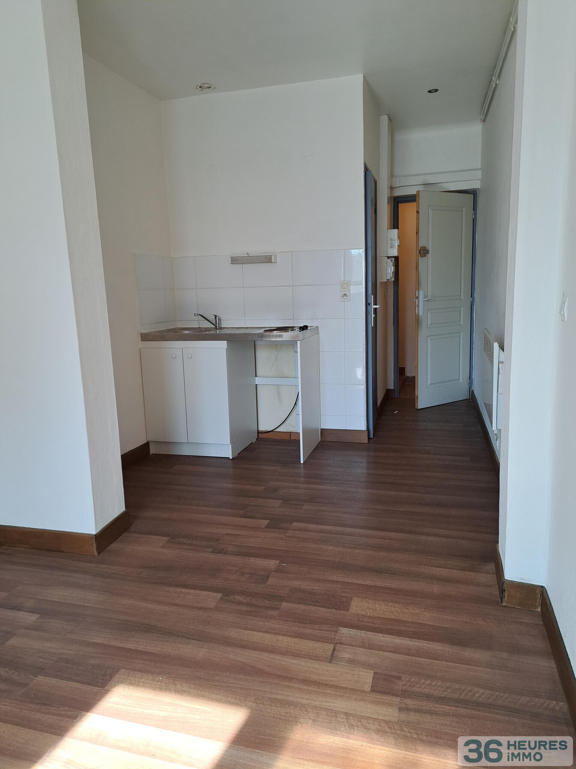 ENSEMBLE DE LOTS A RENOVER