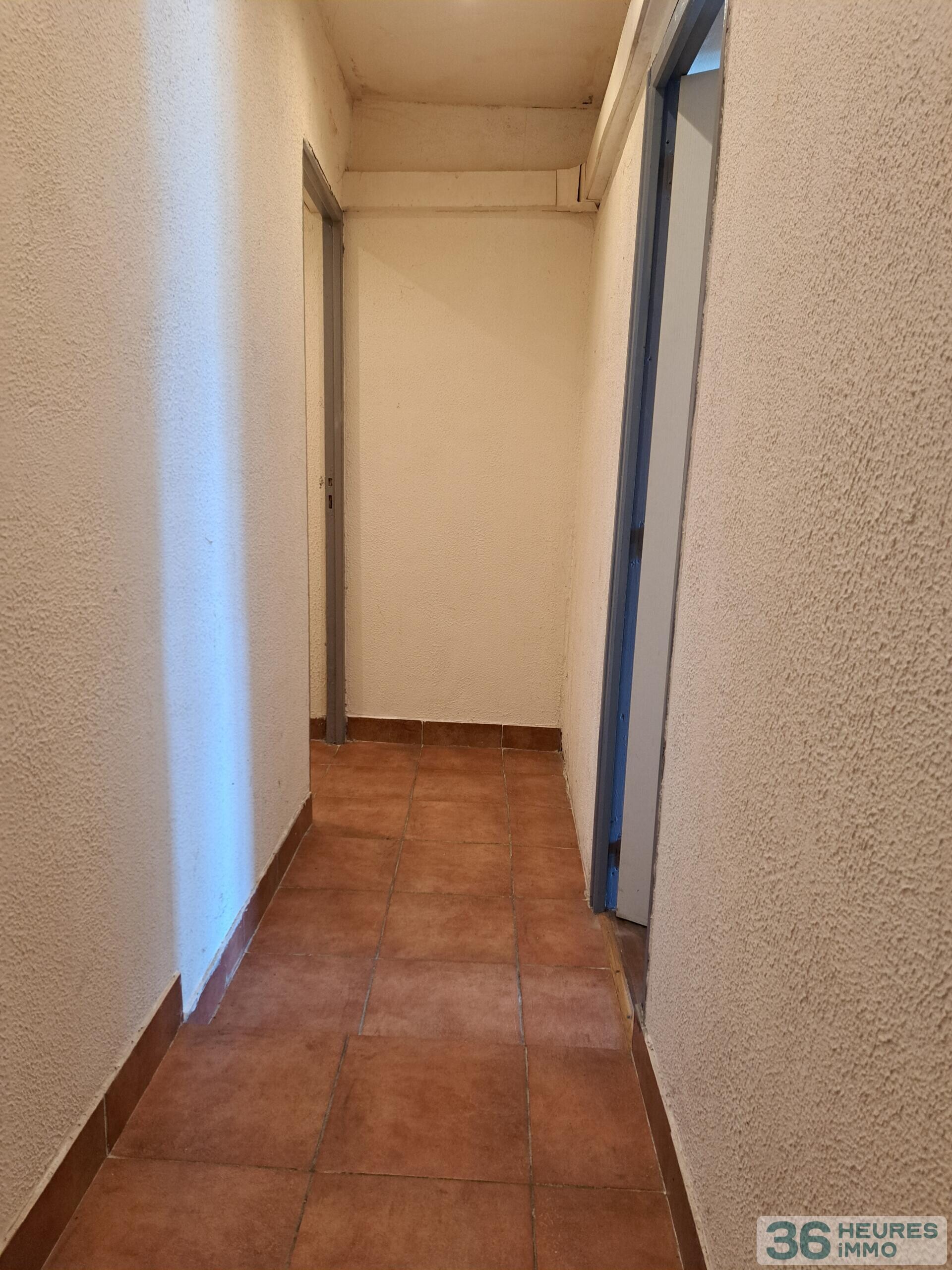 ENSEMBLE DE LOTS A RENOVER